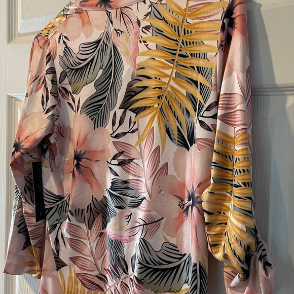 Tango Mango Size XS UPF 50 Shirt - Picture 9 of 12